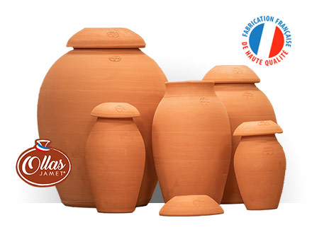 Olla bolet rouge à pois blancs 40cl - Poterie d'arrosage utile et déco –  Maison Fertile